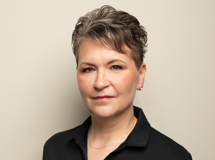 Photo of Dawn Carter